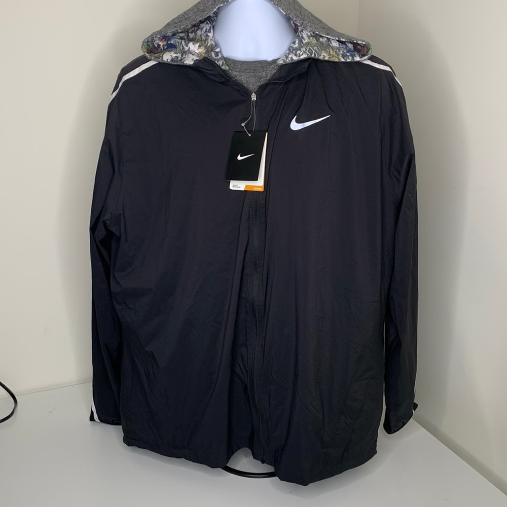 NIKE IMPOSSIBLY LIGHT PACKABLE BLACK MEN'S RUNNING JACKET